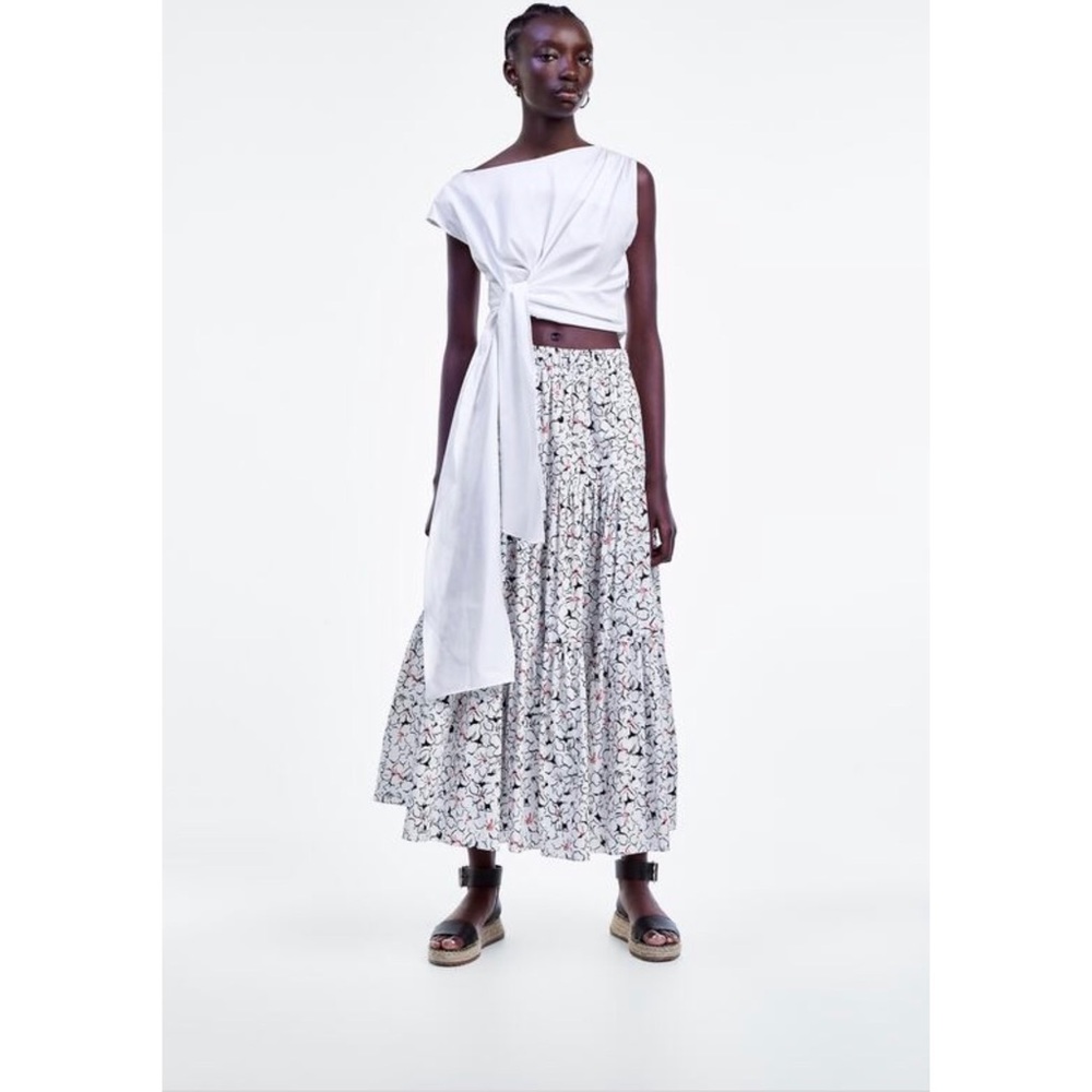 NWT! Zara Floral Print Skirt - Size XS-S